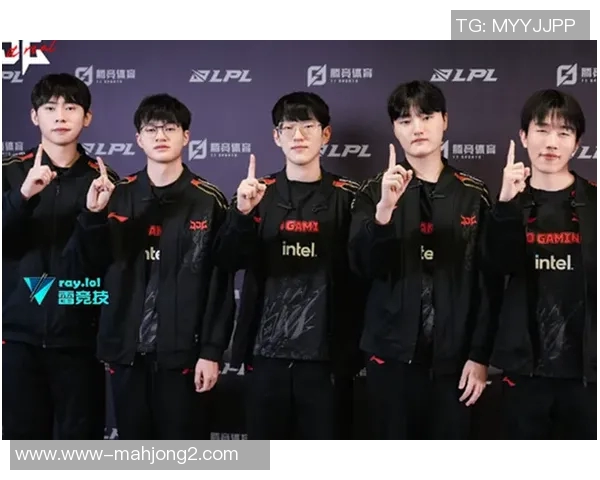 青年赛中JDG战队技术表现分析与点评全面解析实时新闻